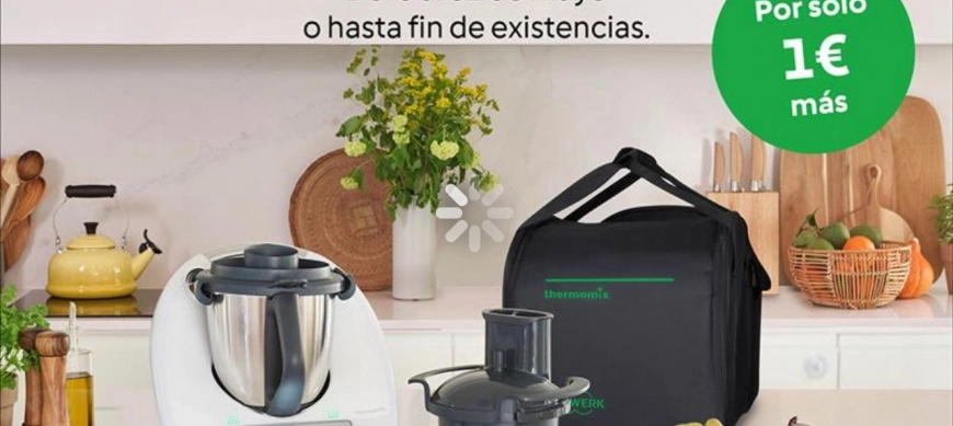 THERMOMIX CON ACCESORIO CORTADOR Y LAMINADOR