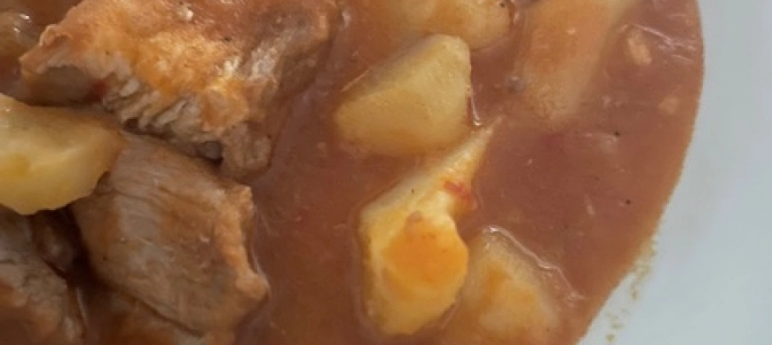 GUISO DE COSTILLAS CON PATATAS EN THERMOMIX